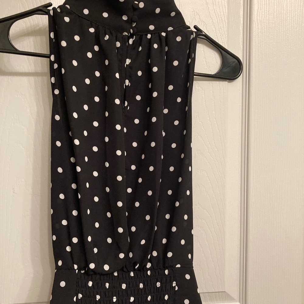 SOLD: NWT black & white polka dot key hole/tie detail top - Picture 2 of 4